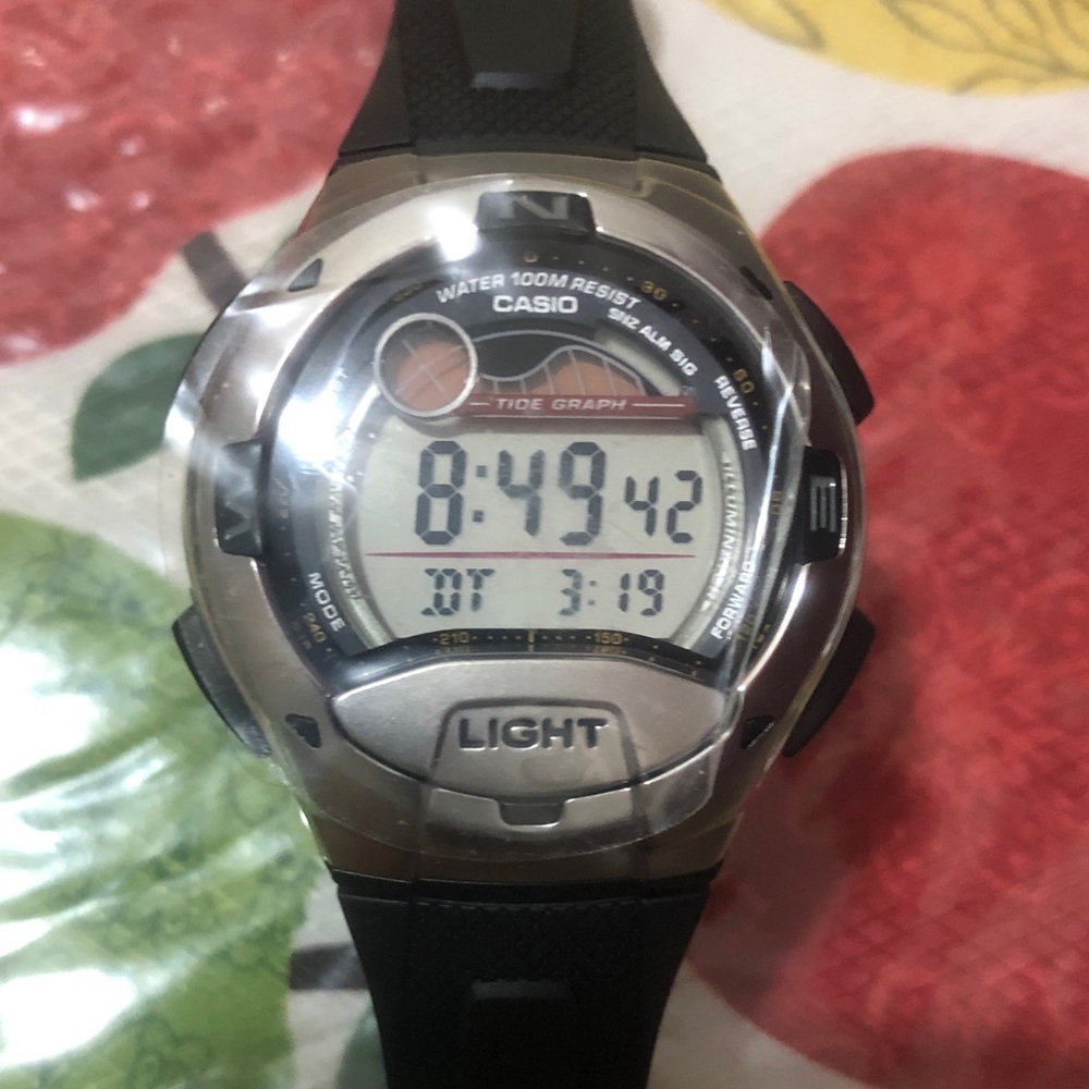 Casio Digital Watch in Black and Silver-Tone